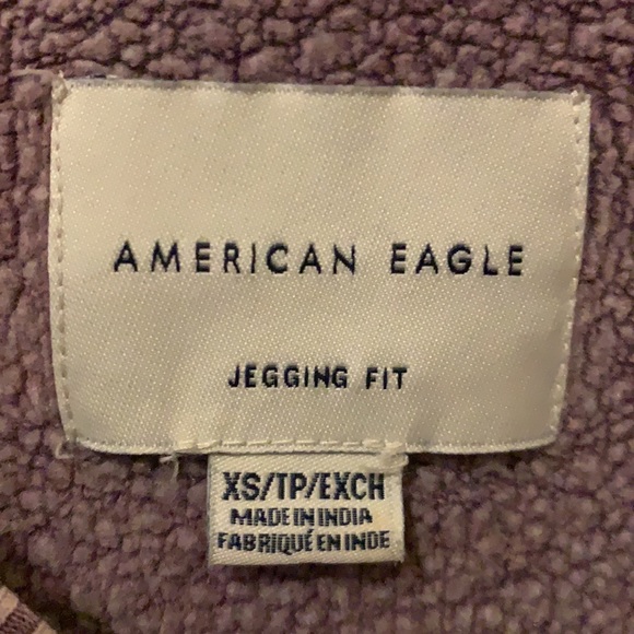 Fleece inside, Mauve, AE crewneck, size XS - Picture 2 of 4